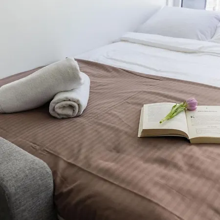 Апартаменты River To The - 7a *